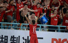 常州98天三成就，一球一分一勝，隊(duì)員淚目慶祝。